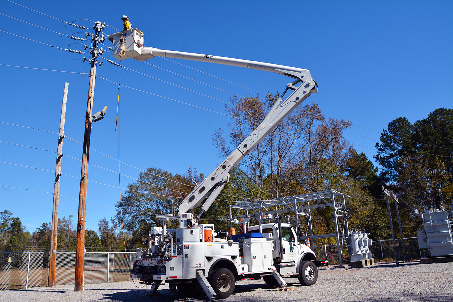 Electric Power Linesman